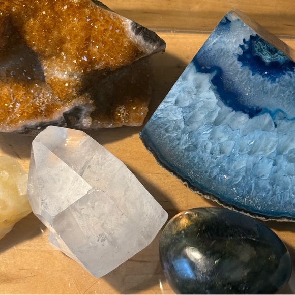 Assorted Gemstone Collection - Picture 5 of 14